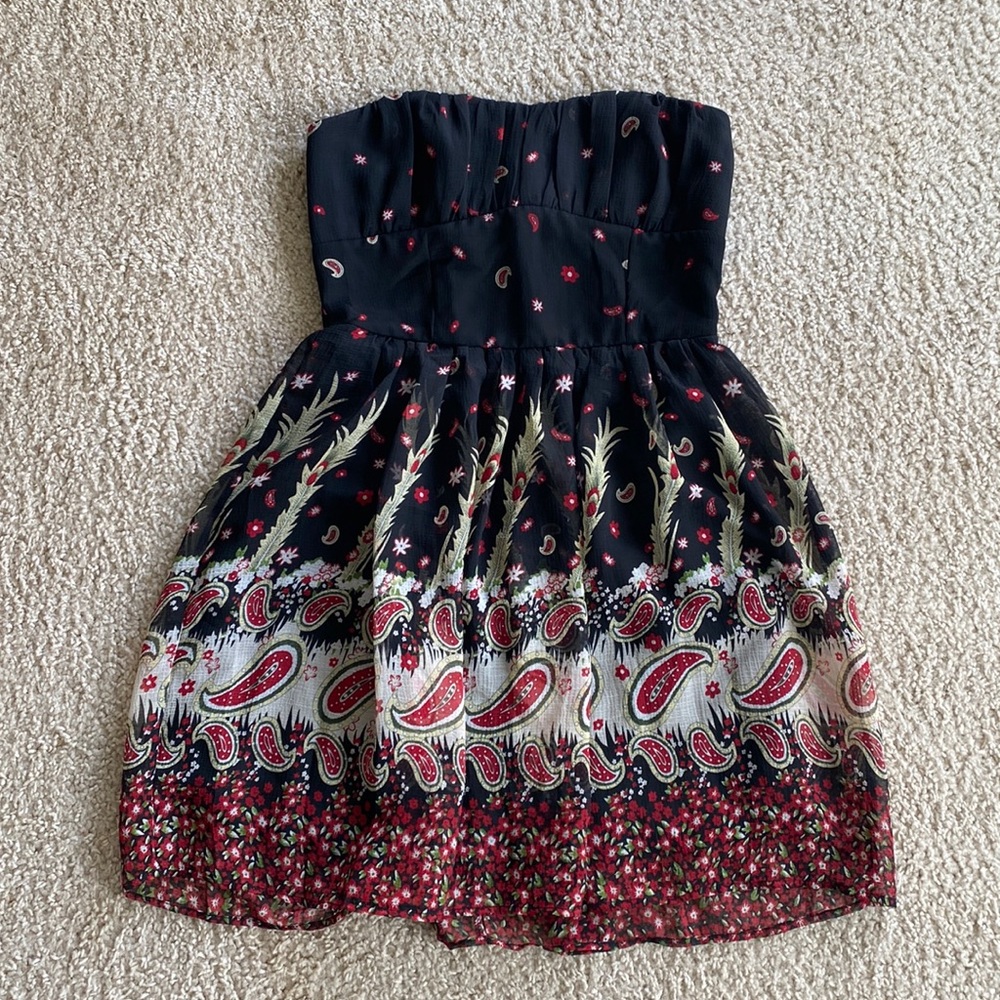 Forever 21 Paisley Dress